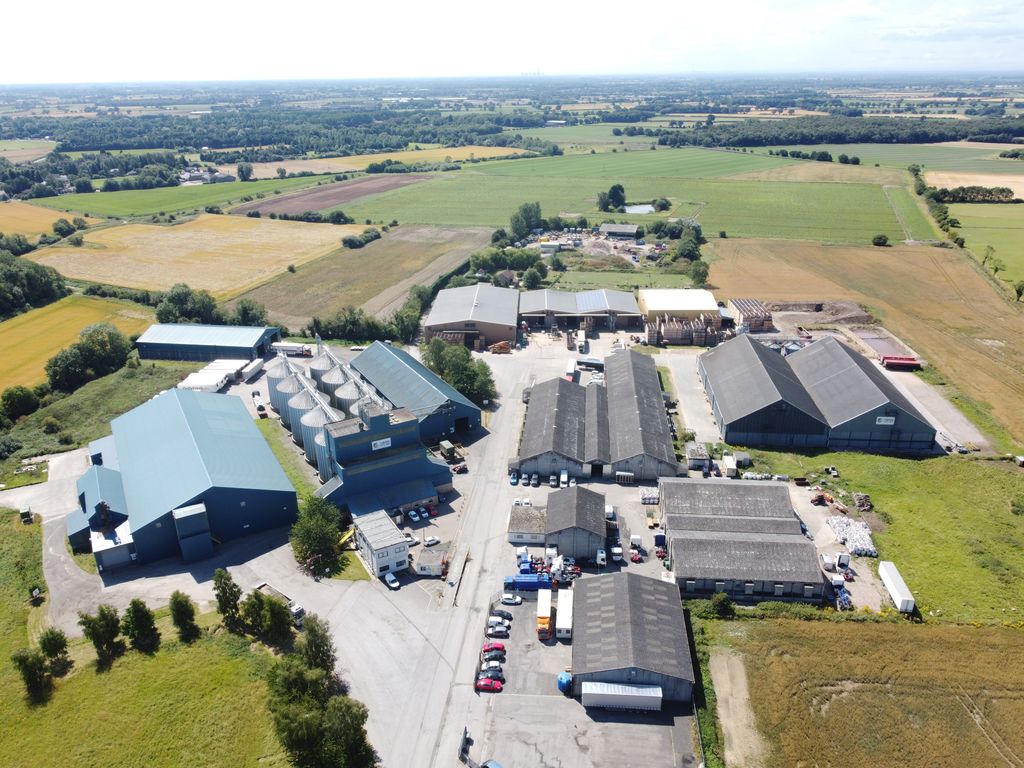 Property photo 1 of 2