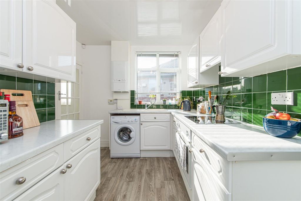 Property photo 1 of 23 W-2481.Jpg