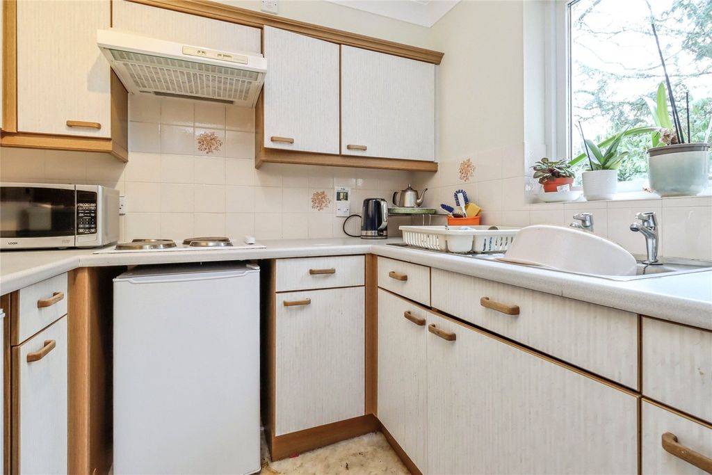 Property photo 2 of 13 Kitchen