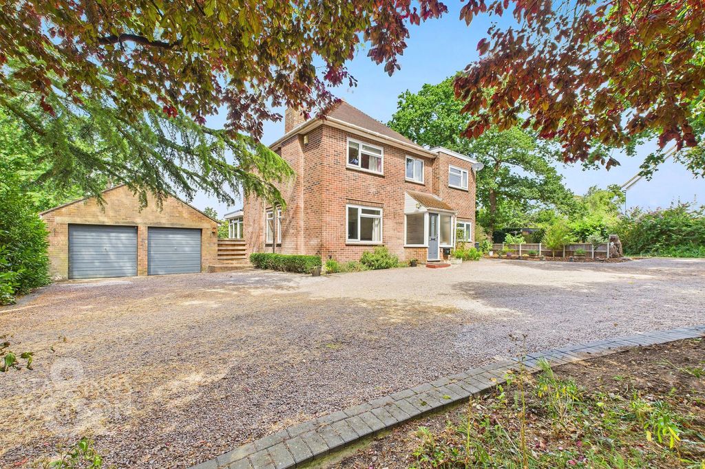 Property photo 1 of 30