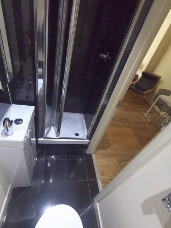 Property photo 2 of 4 Whatsapp Image 2025-10-10 At 16.23.10_3c008803.Jp