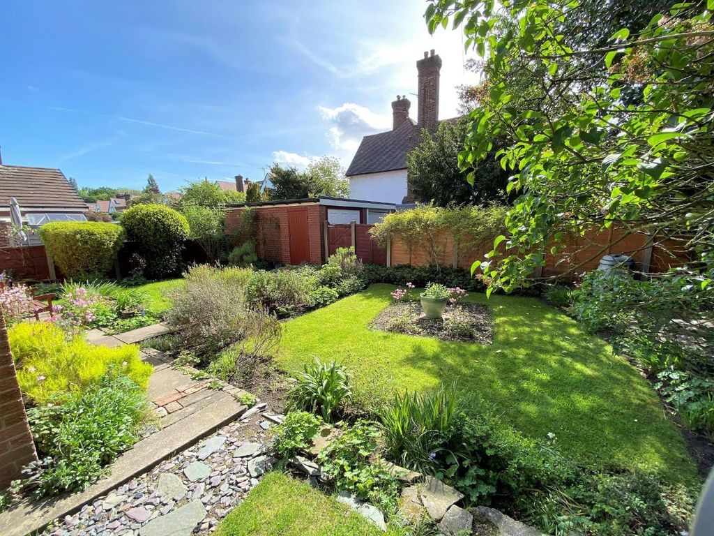 Property photo 2 of 15