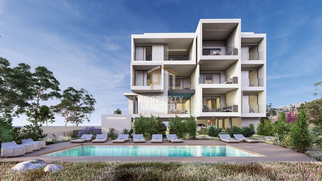 Property photo 1 of 3