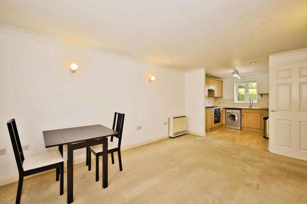 Property photo 3 of 10
