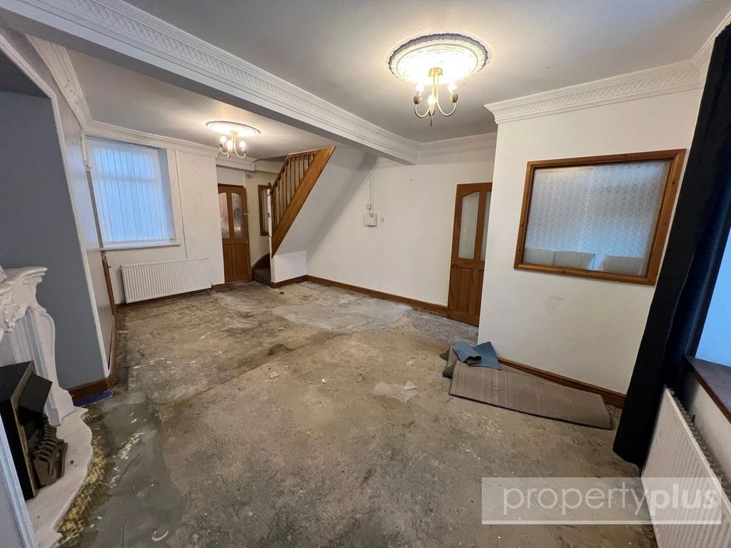 Property photo 2 of 13 Picture No. 09