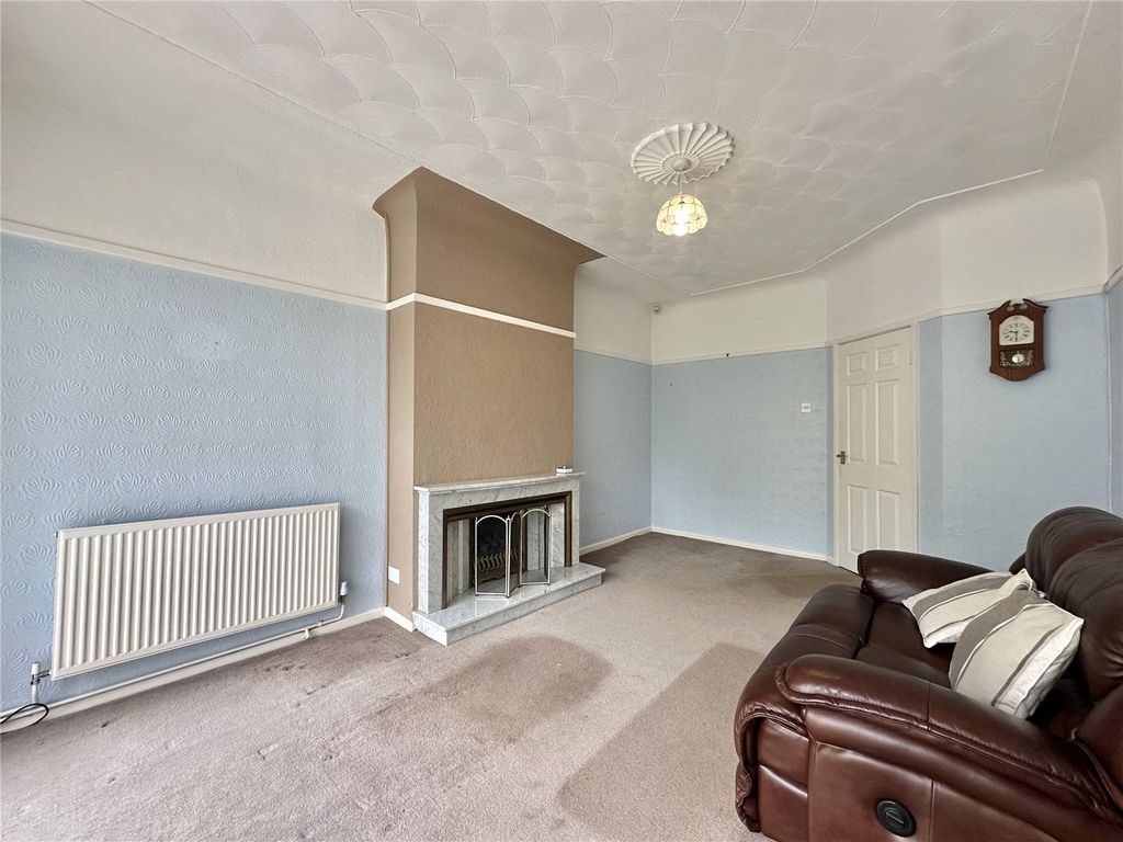 Property photo 2 of 17 Picture No. 09