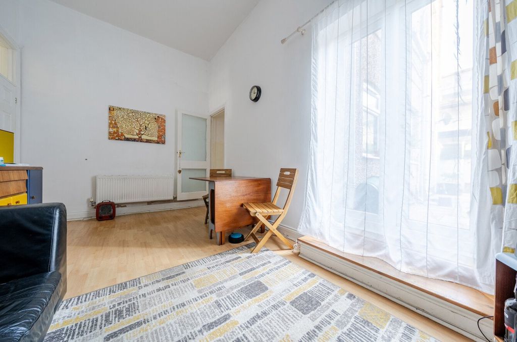 Property photo 3 of 10 Picture No. 16