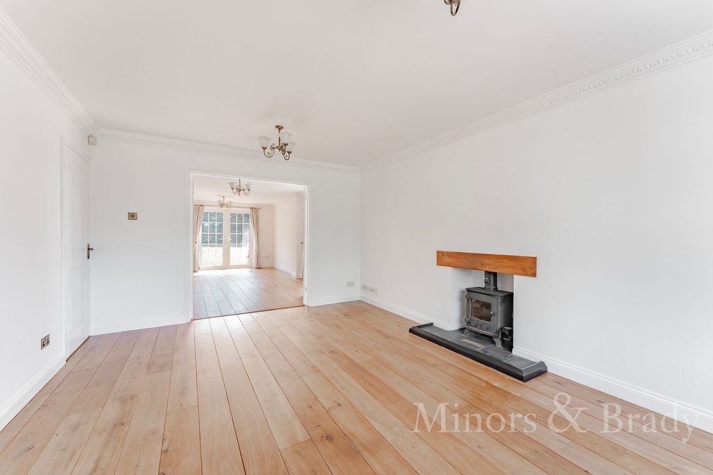 Property photo 3 of 30