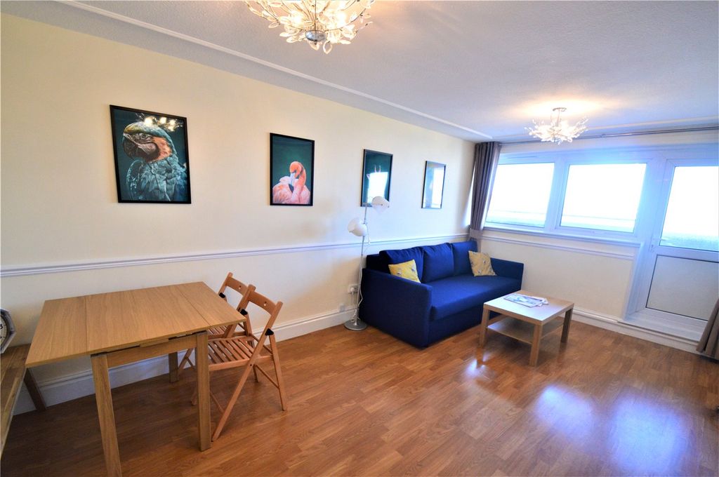 Property photo 3 of 10 Picture No. 02