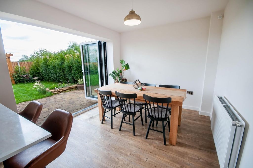 Property photo 3 of 21 Open Plan Kitchen