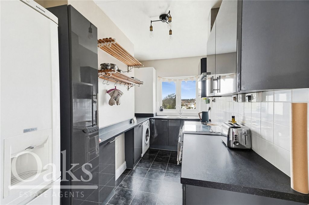 Property photo 1 of 12 Picture No. 05
