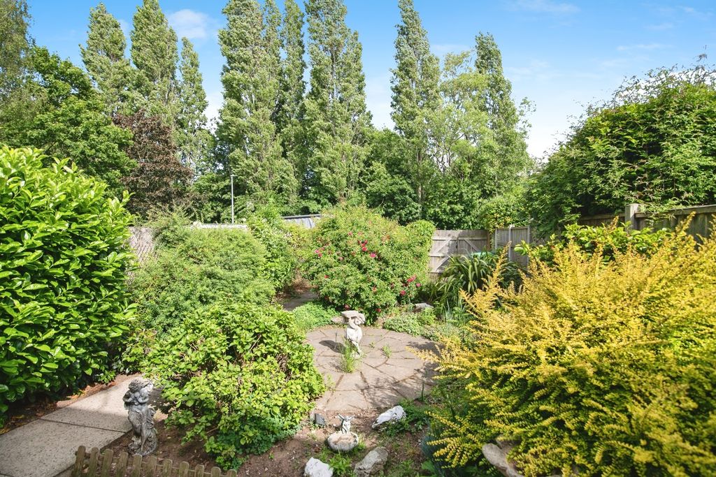 Property photo 3 of 14 Photo