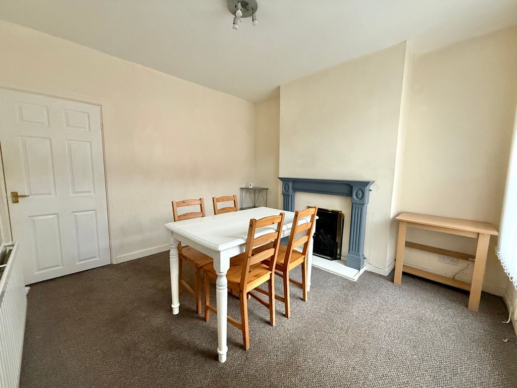 Property photo 2 of 9 Img_0381 (1)