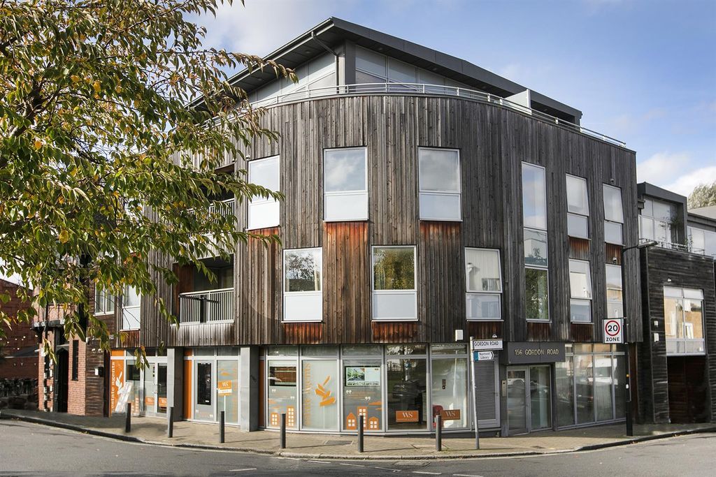Property photo 2 of 15 3Y6A8643 - Small.Jpg