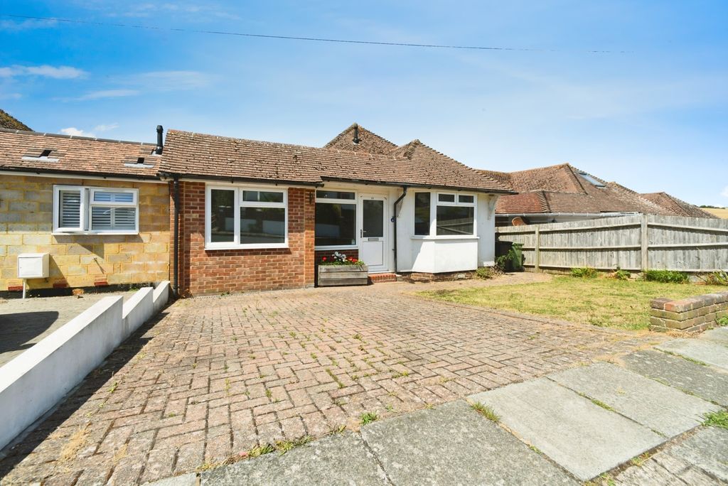Property photo 1 of 17 Front