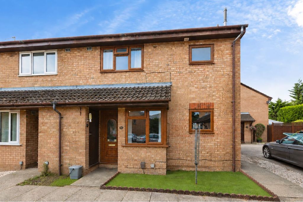 Property photo 2 of 17