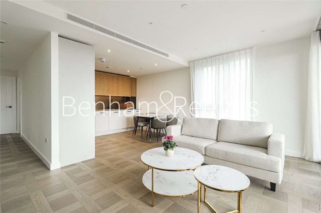 Property photo 3 of 14 Picture No. 05