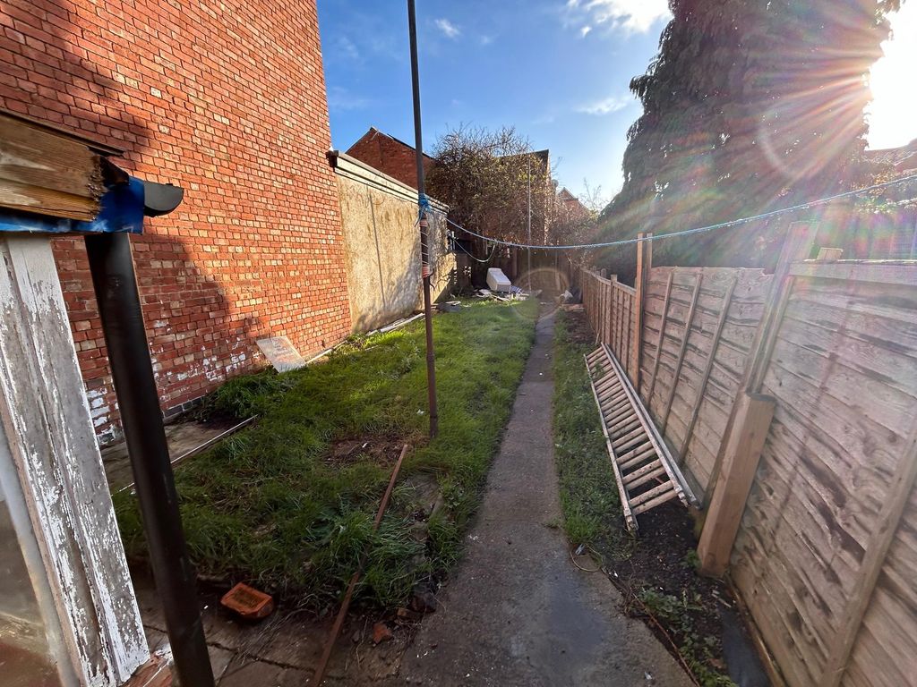 Property photo 3 of 10 Property