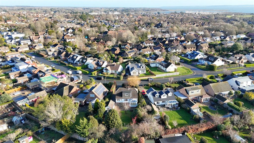 Property photo 2 of 20 Picture No. 41