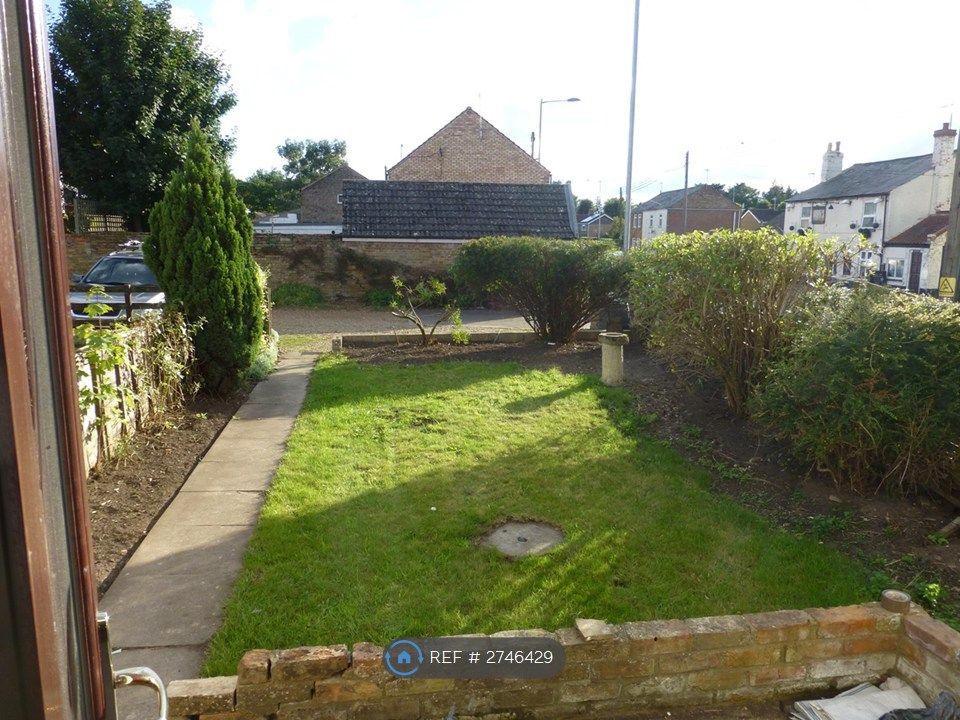 Property photo 2 of 10 Garden