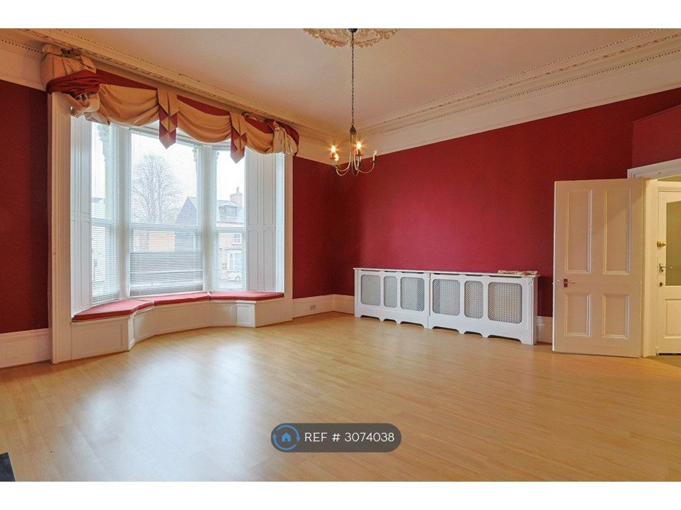 Property photo 2 of 19