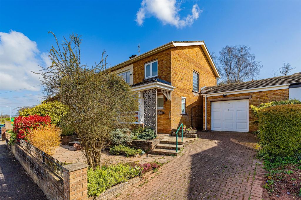 Property photo 1 of 18 178 (1 Of 23).Jpg