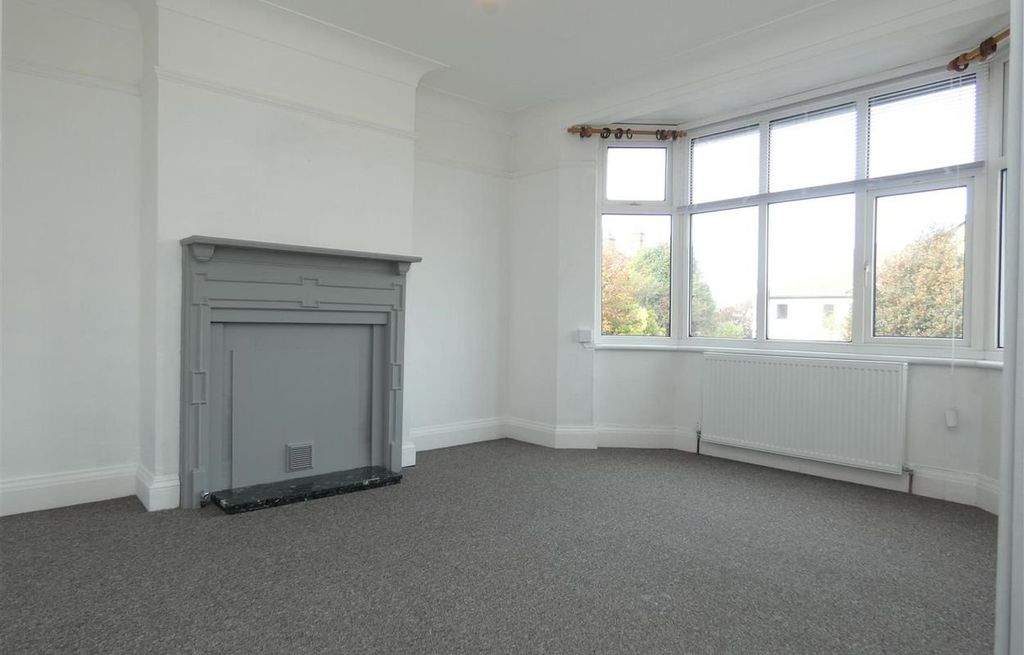 Property photo 2 of 5 Picture 2