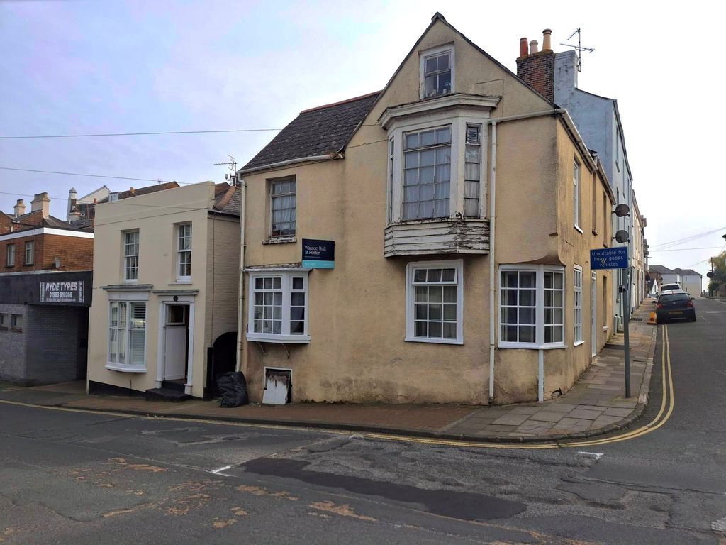 Property photo 2 of 5