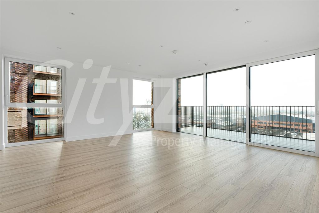 Property photo 1 of 29 Reception