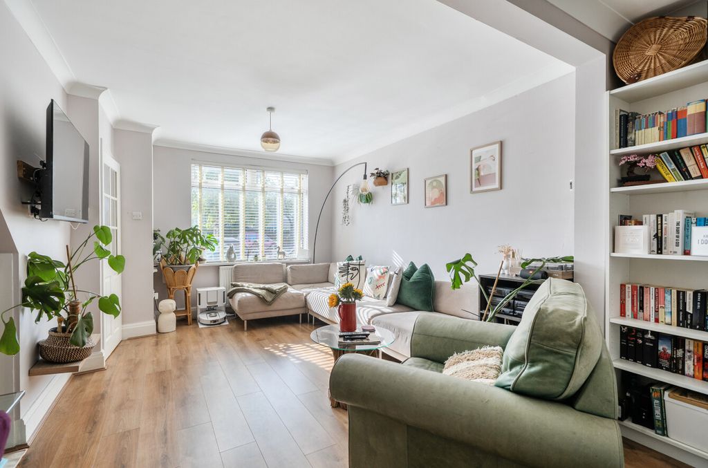 Property photo 2 of 19 1514337-4-6A96961...