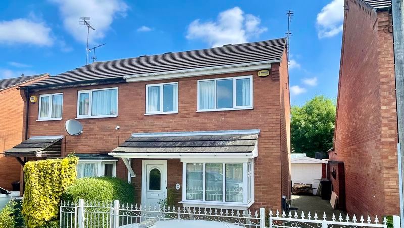 Property photo 1 of 11 Photo 10