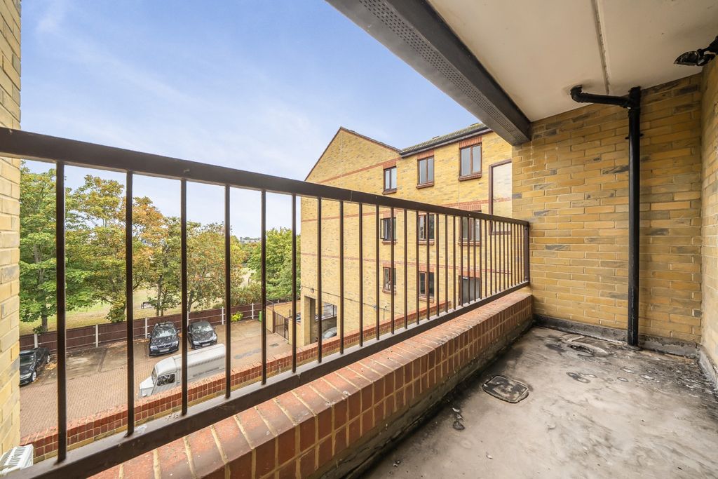 Property photo 2 of 11 4891462