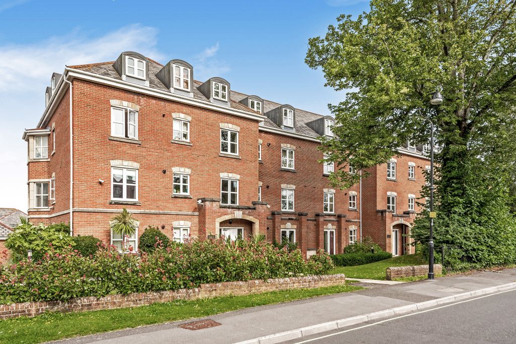 Property photo 1 of 10 754300 (1)