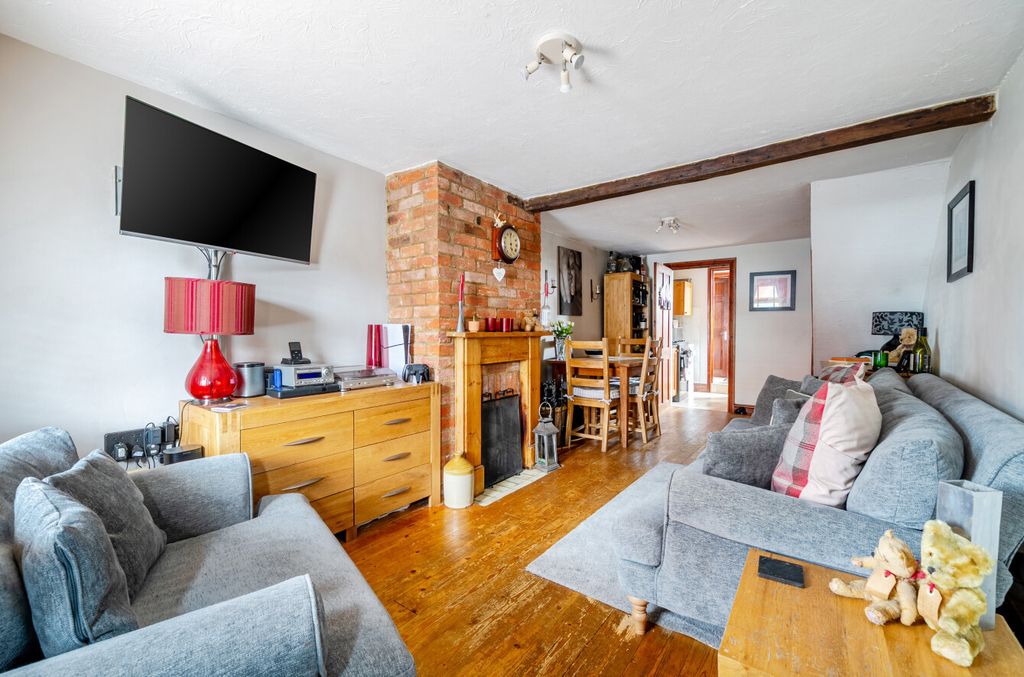 Property photo 2 of 9 1373650-5-6911Ca1...