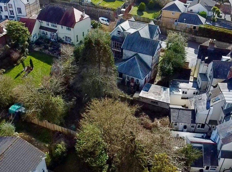 Property photo 3 of 8