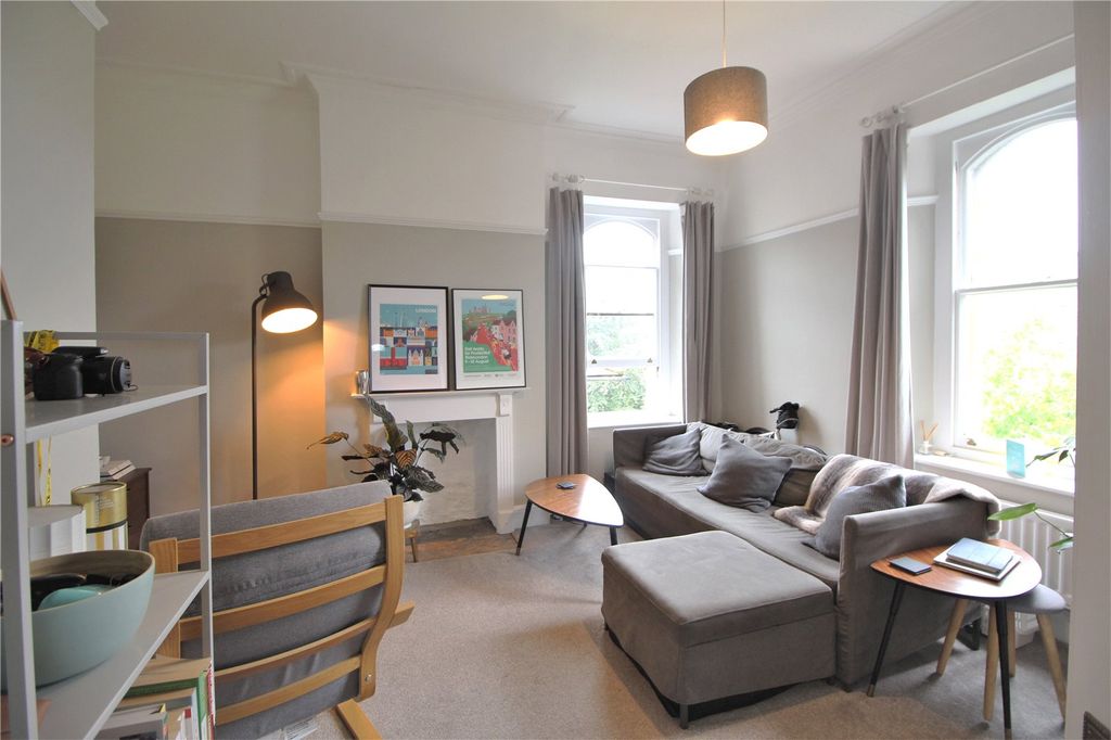 Property photo 2 of 11 Picture No. 09