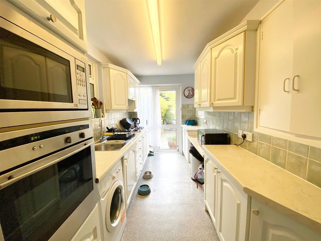 Property photo 2 of 6 7B9495F7-31F0-4E11-984d-58B5Bc129426 (1).Jpg