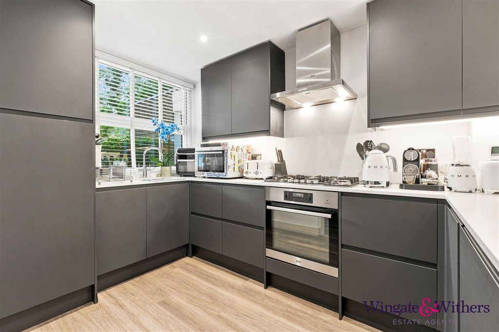 Property photo 3 of 27 10.Jpg