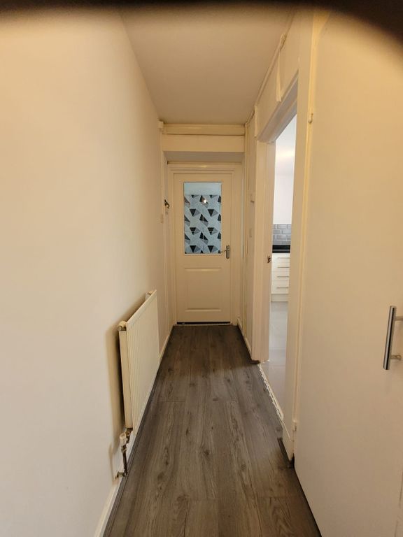 Property photo 3 of 13 Hallway