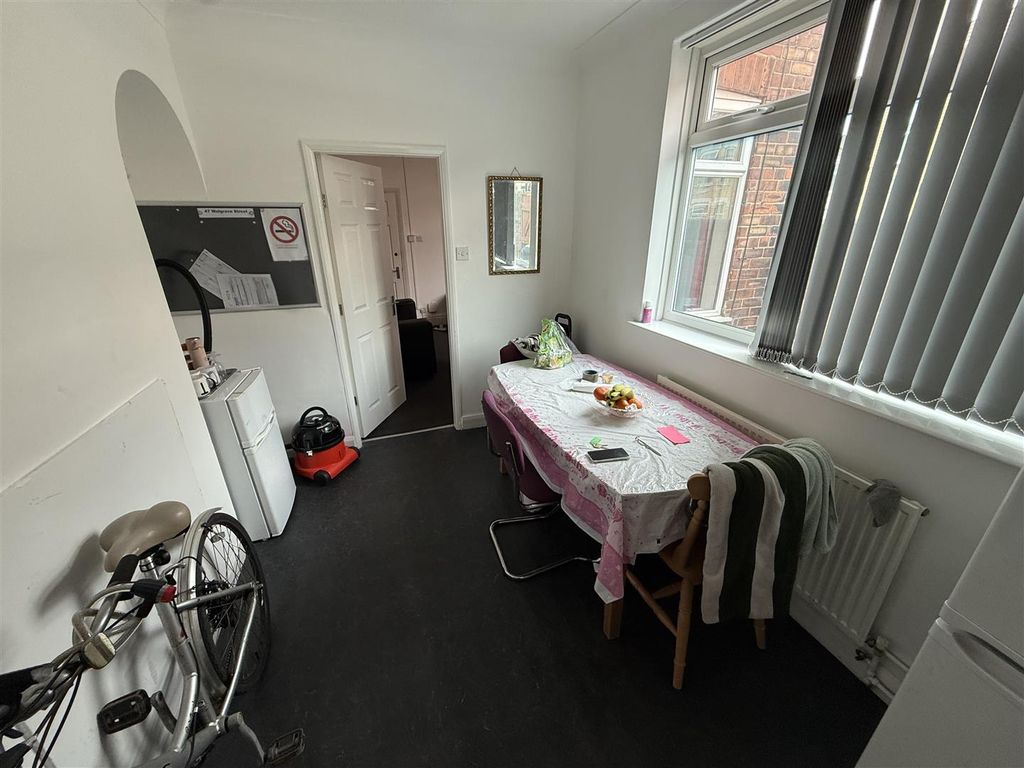 Property photo 3 of 6 Img_2952.Jpeg