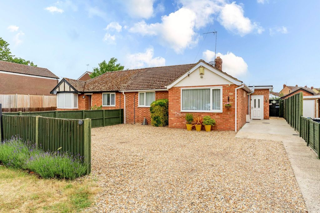 Property photo 1 of 18