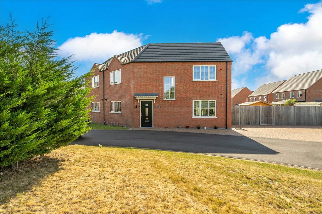 Property photo 1 of 16 Picture No. 03