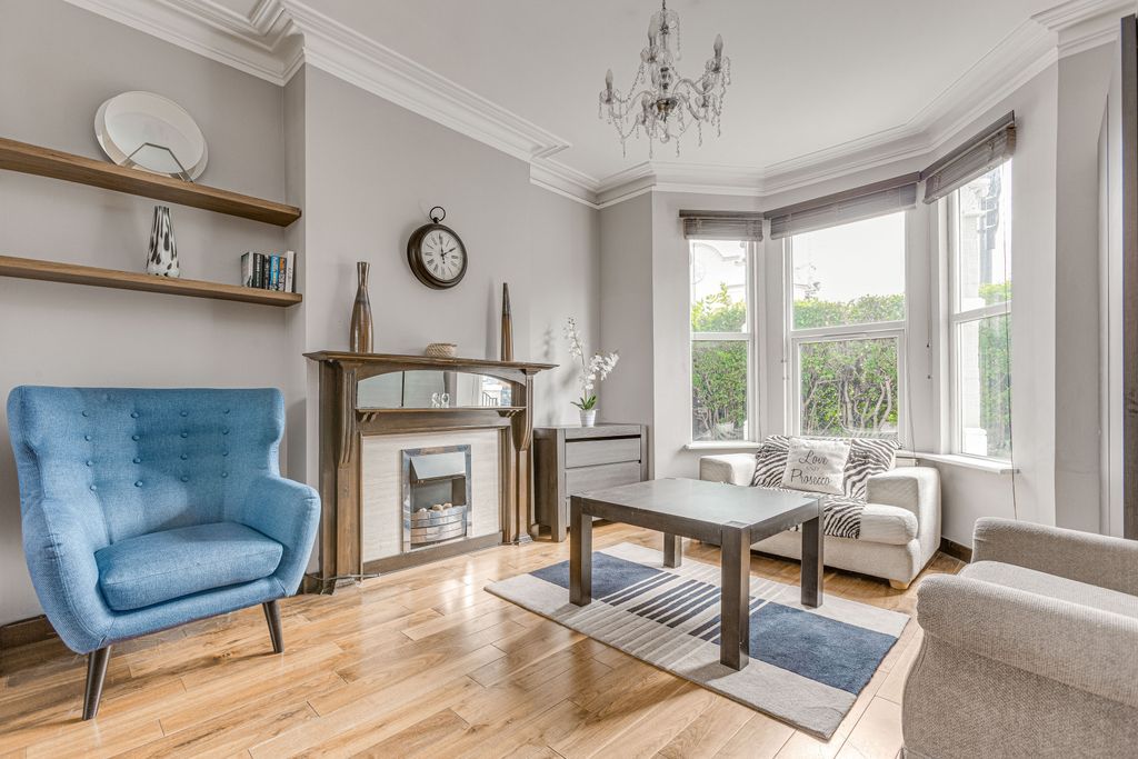 Property photo 1 of 13