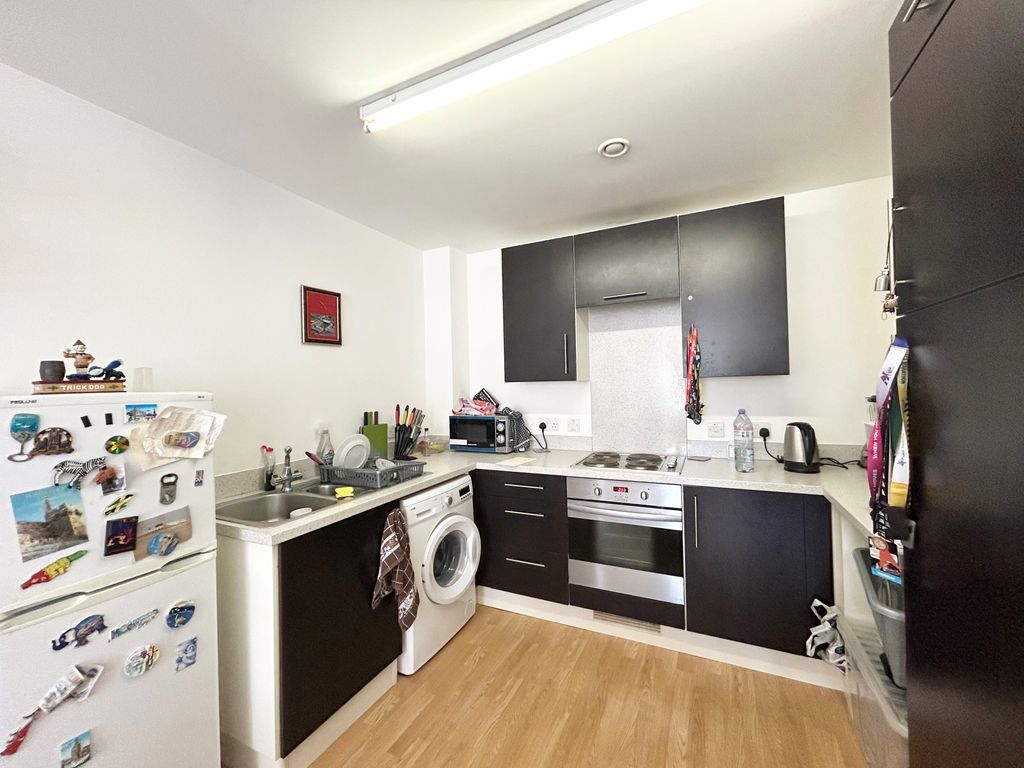 Property photo 1 of 5
