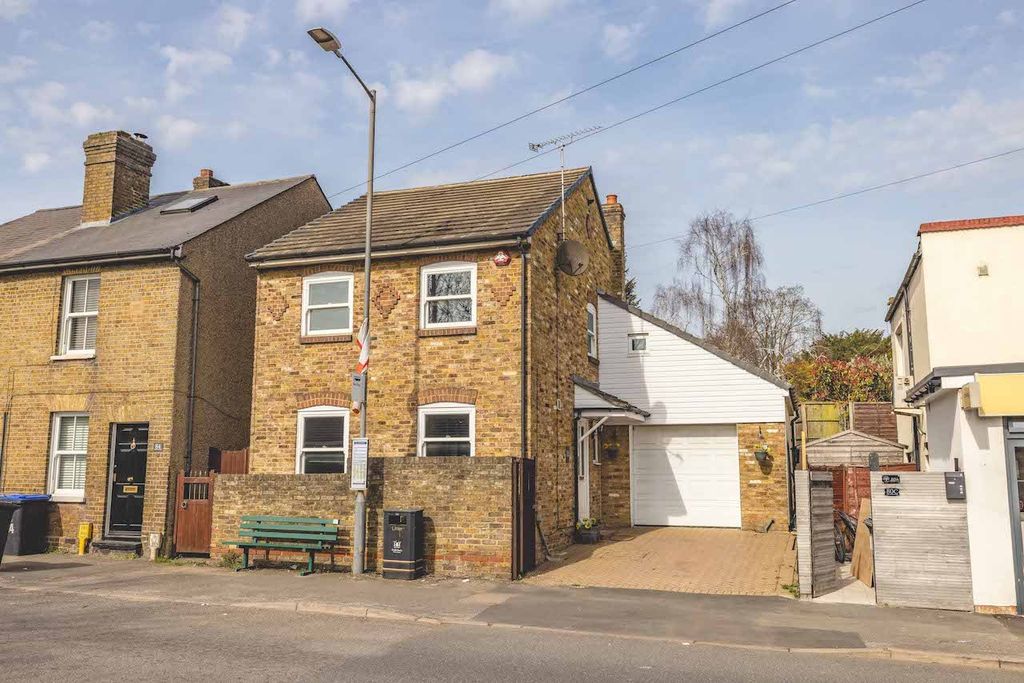 Property photo 1 of 25