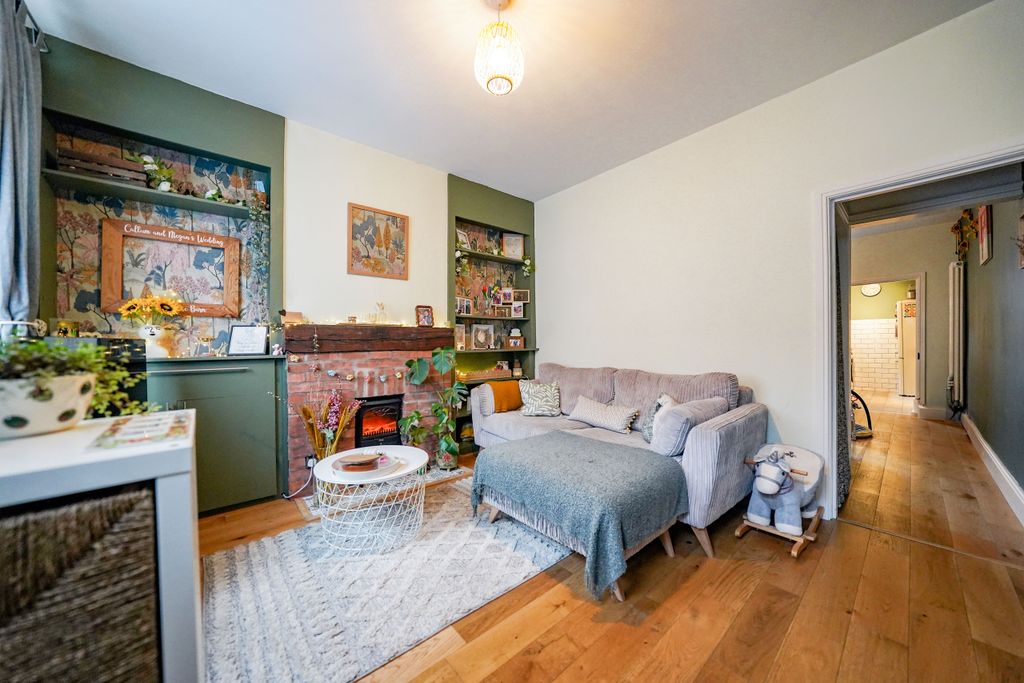 Property photo 3 of 18 Dsc01763