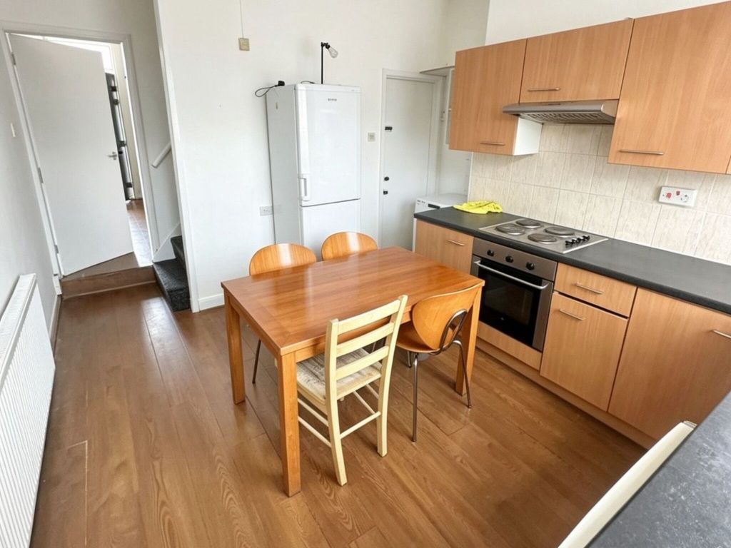 Property photo 2 of 4