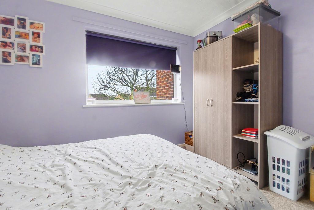 Property photo 3 of 17