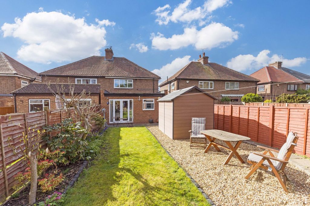 Property photo 2 of 15