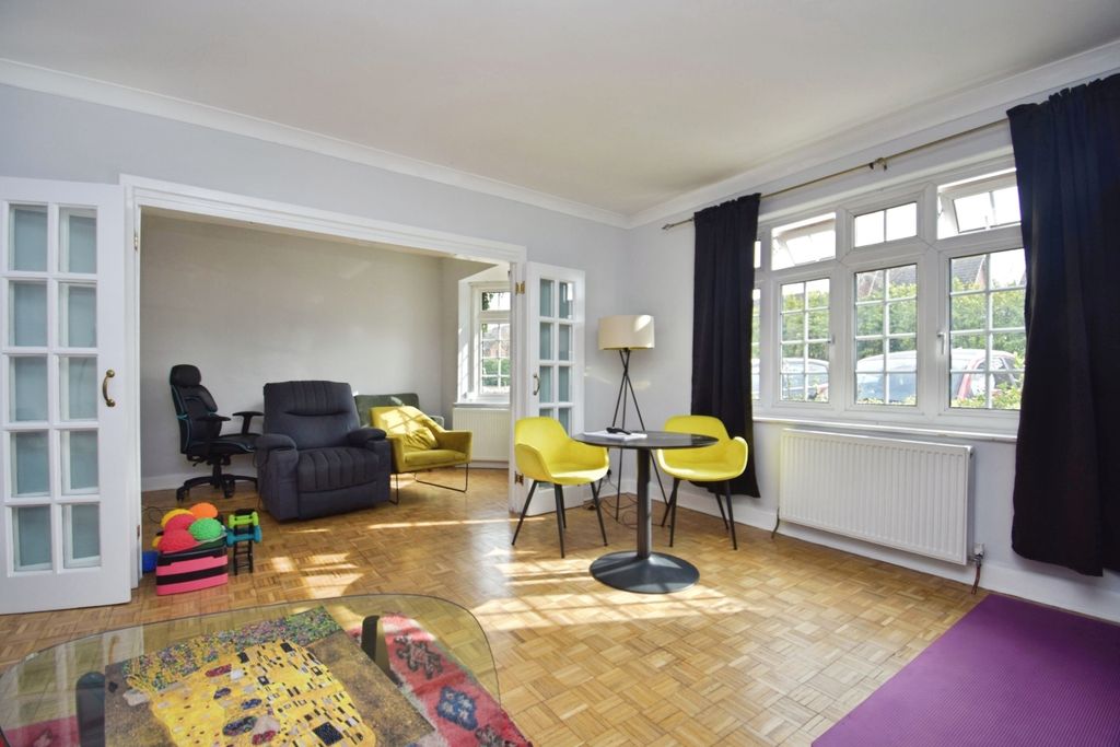 Property photo 2 of 17 F8Cb1F45-Dsc_0360